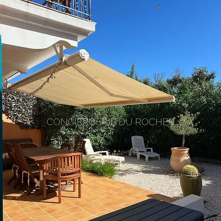 Au Calme Avec Piscine Сasa de vacaciones *